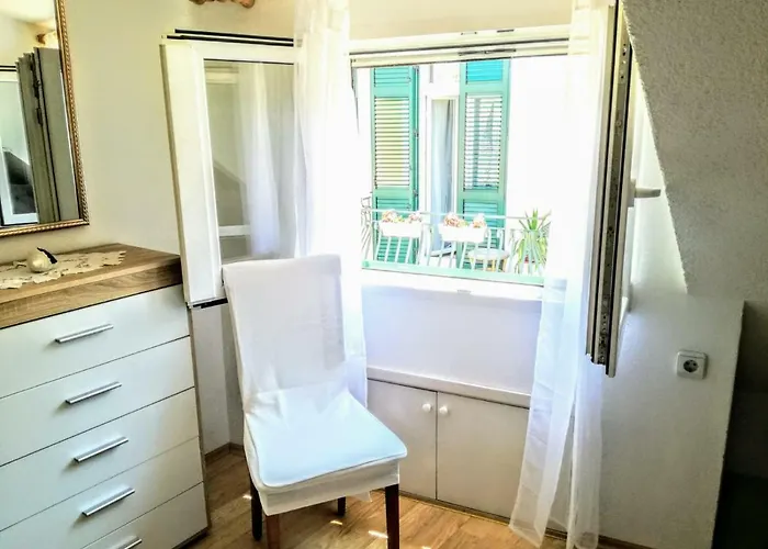 Abazur Lejlighed Split