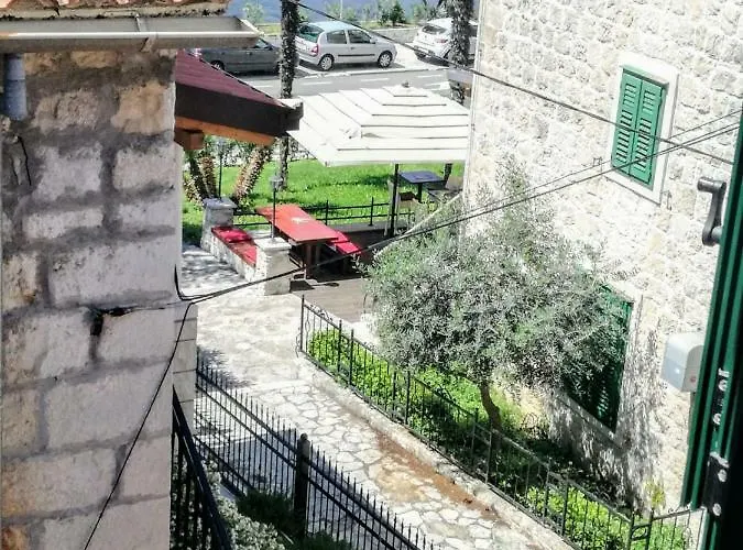 Apartment Abazur Split