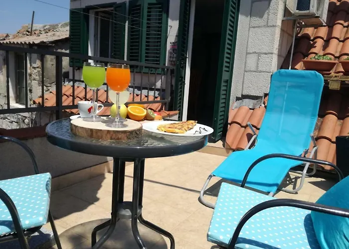 Apartment Abazur