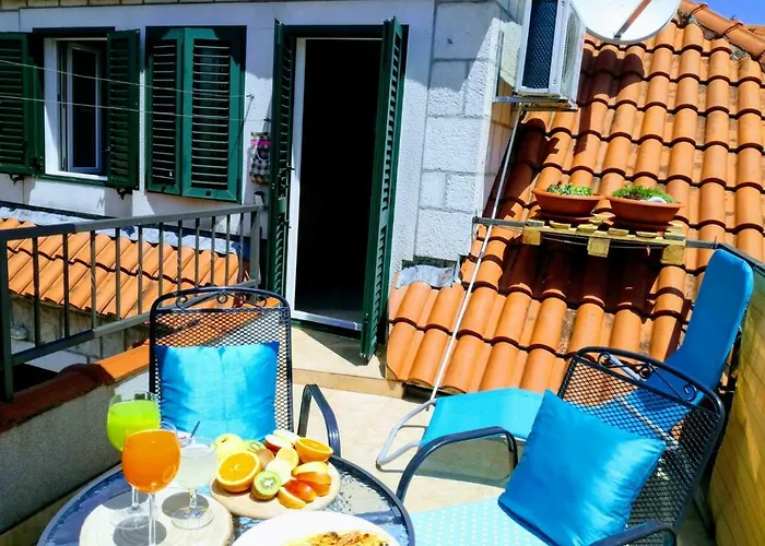 Apartment Abazur